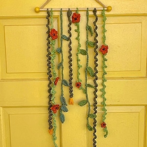 Flowering Vines & Leaves Wall Hanging Crochet Pattern Customizable Size and Color Crochet Nature Plant Boho Botanical Decor PDF Download