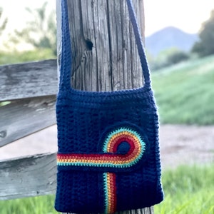 CROCHET PATTERN Infinity Rainbow Stripe Bag, 70s crochet tote, 70s inspired crossbody shoulder bag pattern, PDF Download image 7