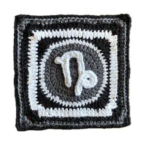 CAPRICORN Zodiac crochet pattern, granny square Capricorn Star Sign Astrology, Quick and Easy Personalized Crochet Gift, PDF Download