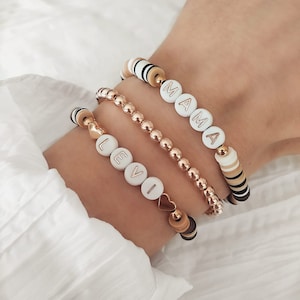 Pulsera con nombre Pulsera con inicial Pulsera de perlas Pulsera con letras personalizada Pulsera con cuentas Heishi Marrón Negro Blanco