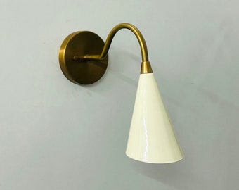Timeless Elegance Handcrafted Brass Wall Lamp for Any Room