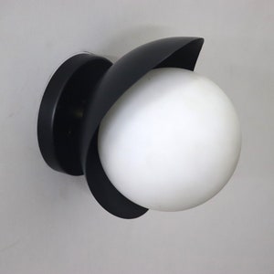 Elegant Italian Brass Wall Lamp A Timeless Piece For Your Home