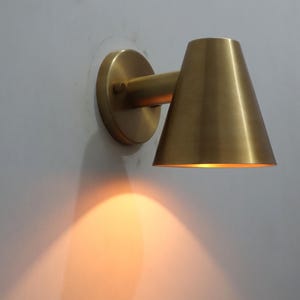 Elegant Brass Wall Lamp Timeless Decorative Lighting Fixture