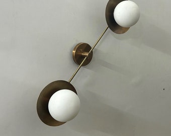 2 vaisselles fabriquées à la main avec 2 appliques murales Milky ball Elegance pour votre maison