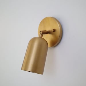 Minimalist Wall Sconce Sleek Modern Accent Light,Modern Minimalist Wall Sconce Subtle, Elegant Lighting