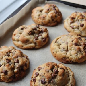 Thick Chocolate Chip Cookies | NYC Style | Thick Chunky Cookies | Gift Idea | Cookie Box | Cookie Gift Box