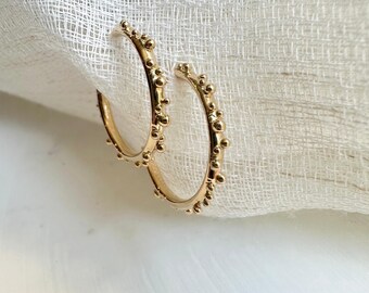 Orecchini a cerchio in oro massiccio 14K: trama granulata, 16 mm