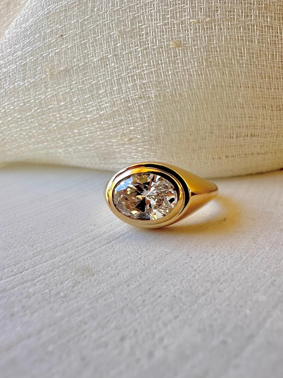 18K Oval Lab Diamond Ring | Signet Diamond Ring | 2ct