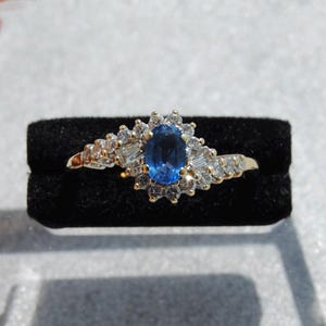 Sapphire and Diamond - 18CT Gold Vintage Ring