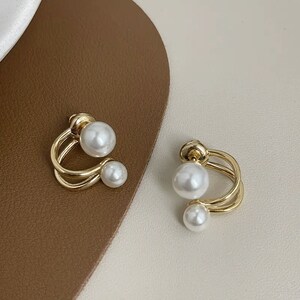 Luxury Earrings, Elegance Earrings, Gorgeous Faux Pearl Stud Earrings, Wedding Earrings, Engagement Earrings, stylish Earrings,