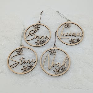 Personalized Christmas decorations, wooden Christmas tree bauble, laser cut names, Christmas bauble, gift tag, Christmas decoration