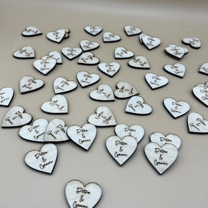 Streudeko zur Hochzeit /Dekoration Tisch / Herzen mit Namen/ Platzkarten/Holz Herz Personalisiert Hochzeit  Tischdeko Geburtstag/ 50stk