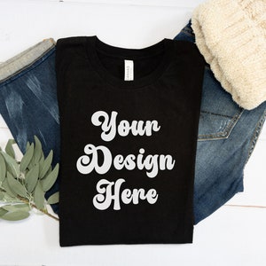Maquette Bella Canvas 3001 - Maquette de chemise noire Bella Canvas - Maquette de t-shirt - Maquette de tee-shirt noir - Maquette de t-shirt noir - Maquette de chemise stylisée