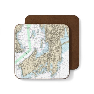 Montaña rusa de Rhode Island / Regalo de la ciudad natal / Regalo de bienvenida / Montaña rusa de Newport / Montaña rusa del mapa de la calle / Montaña rusa de bebidas cuadradas / Montaña rusa de tableros duros