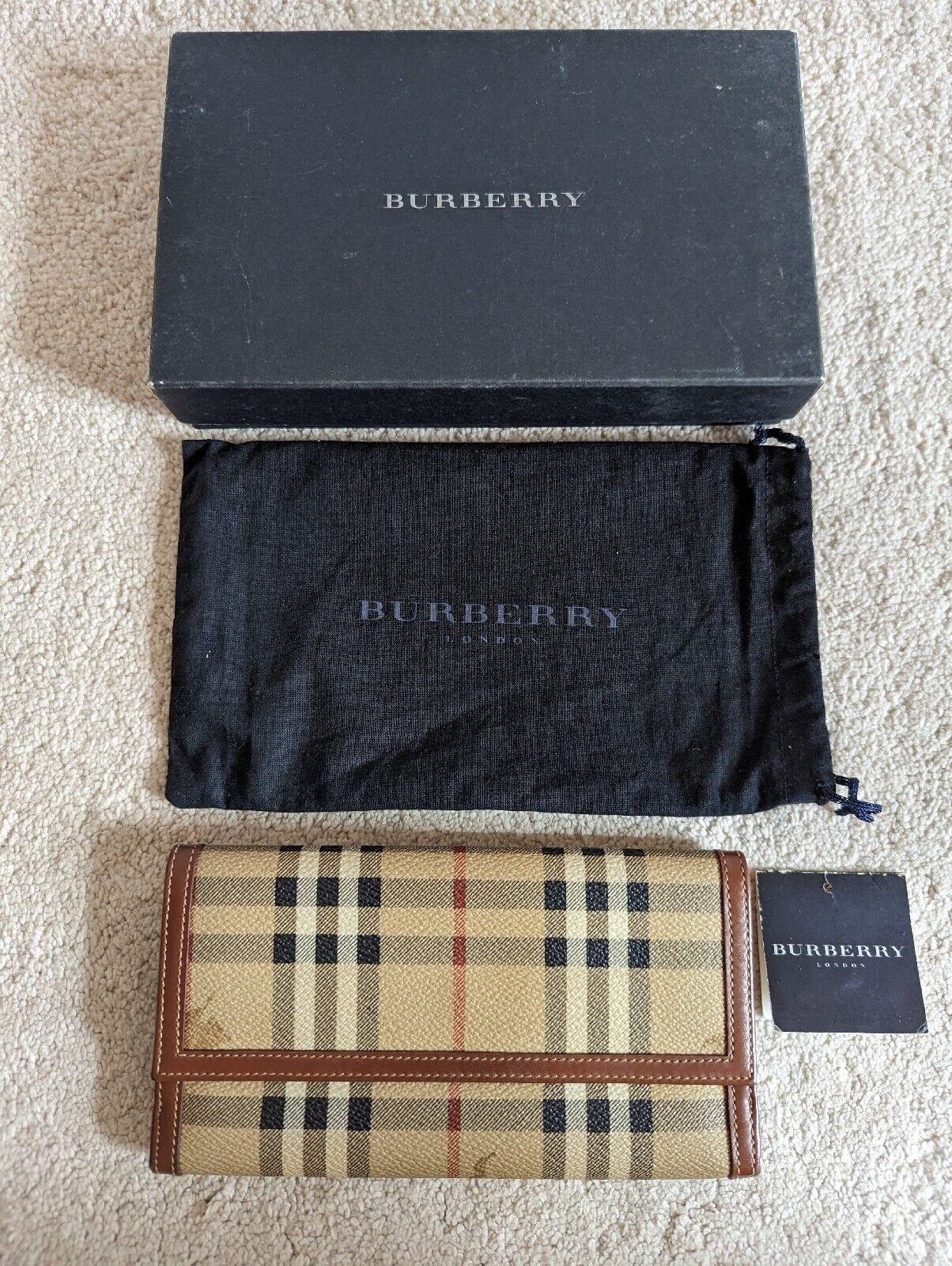 Burberry Women's Vintage House Check Classic Leather Purse Wallet with Dust Bag