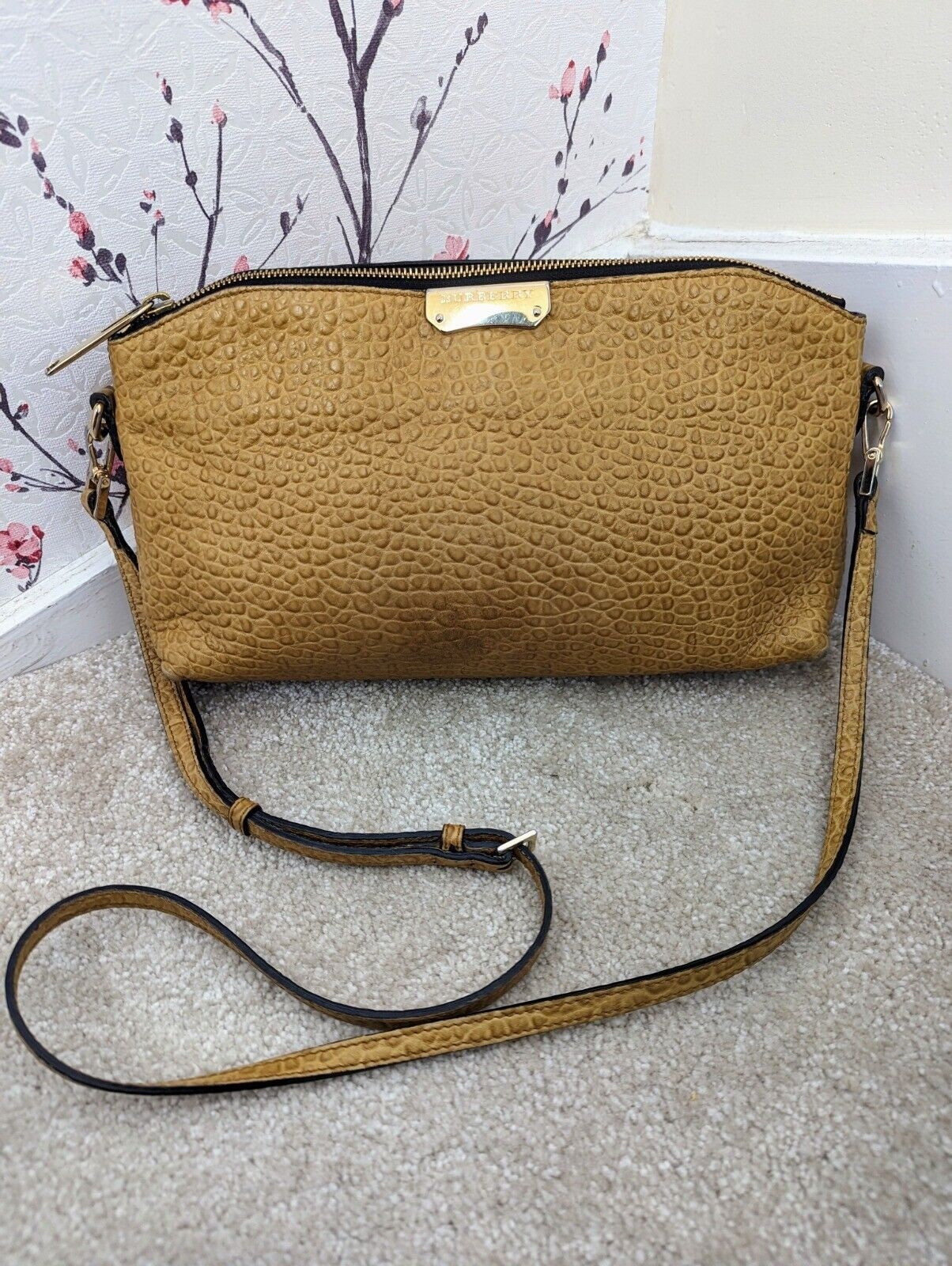 Burberry grainy clearance
