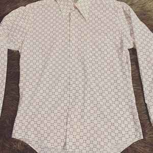 Vintage men’s geometric pattern dress shirt