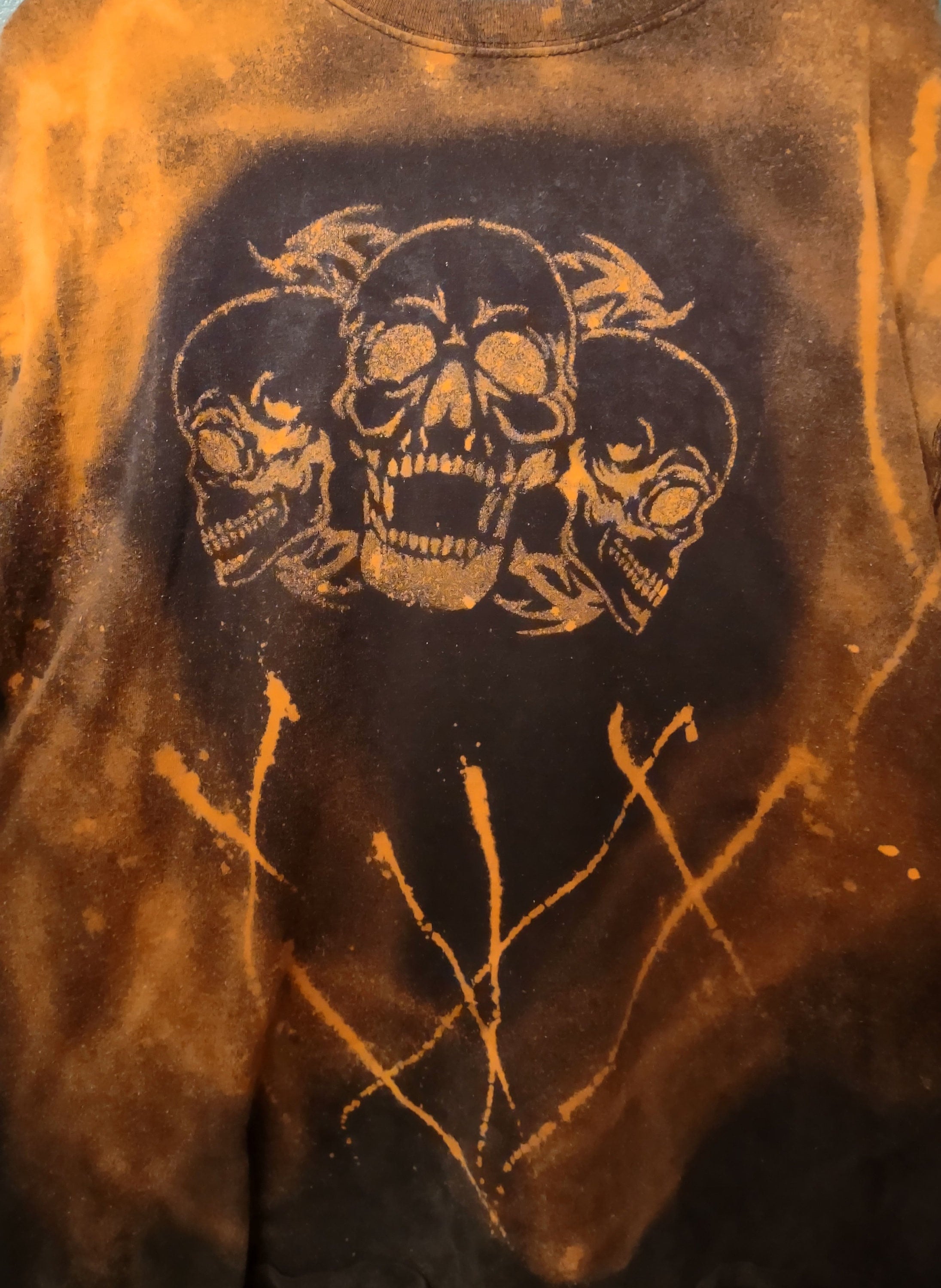 Long Sleeved Bleach Painted Skull T-shirt. - Etsy