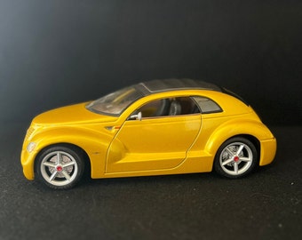 Maisto Chrysler Pronto Cruizer Original Concept PT Cruiser 1:18