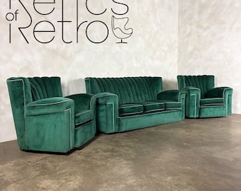 Vintage Art Deco Three Seater Sofa & Pair Of Armchairs In Emerald Turquoise Green Velvet