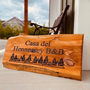 Diseño forestal de letrero de madera personalizado