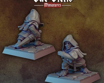 Halfling Thief | Vae Victis Miniatures | 32mm Scale Resin Printed Tabletop RPG Figures for Tabletop Roleplaying or Wargaming