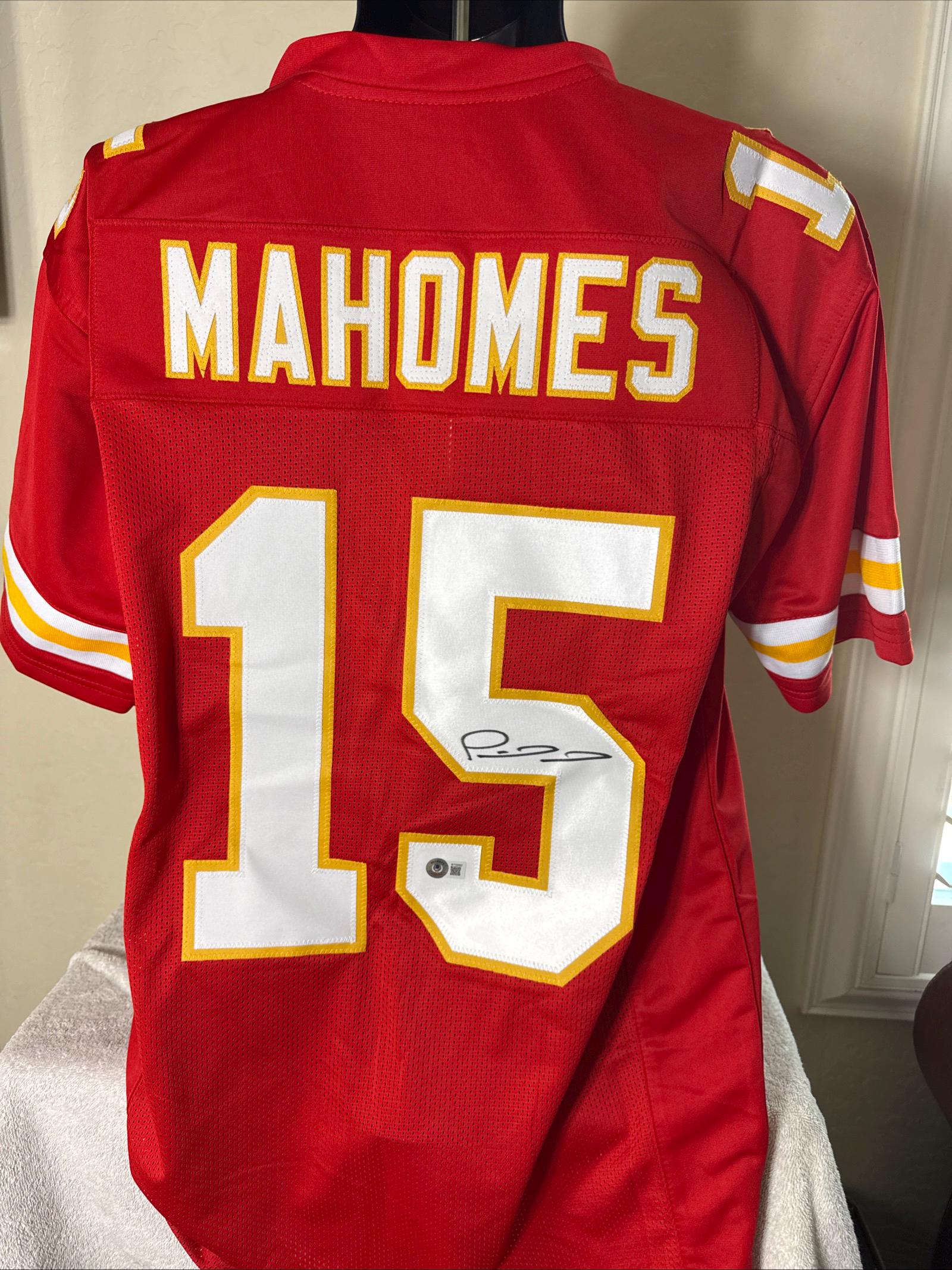 パトリック・マホームズ直筆サイン入りカンザスシティ・チーフス