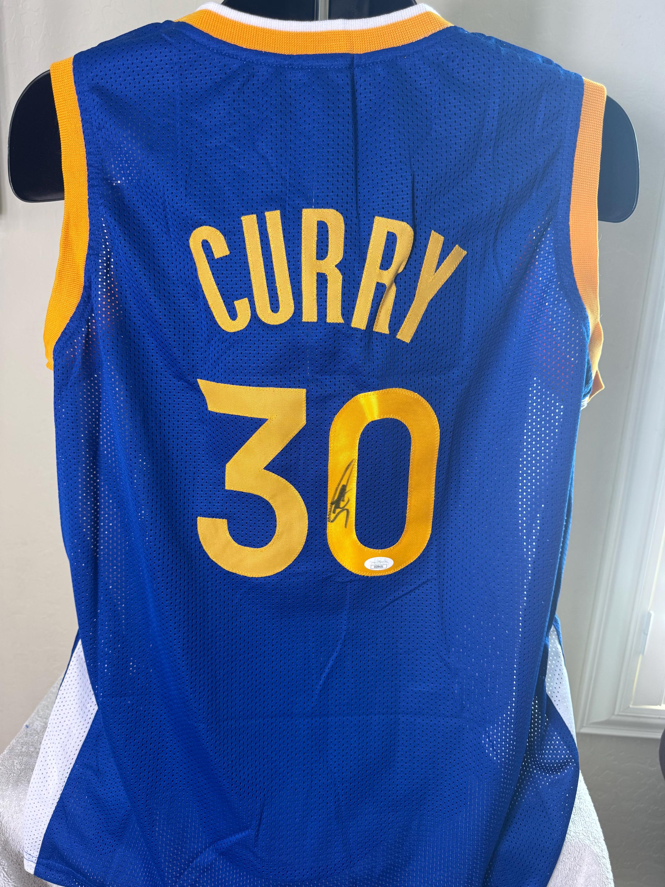 Curry autographed jersey - Etsy 日本