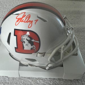 John Elway signed autographed Denver Broncos Mini helmet Beckett Authenticated
