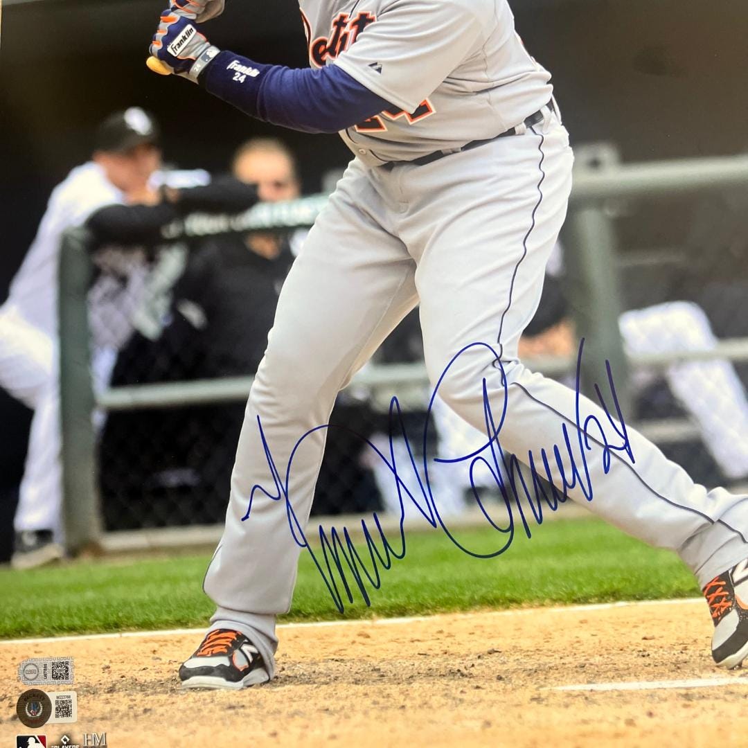 ミゲル・カブレラの直筆サイン入り16 x 20写真、ベケット証人認証済み