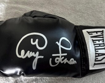 ANTHONY JOSHUA, Signierter Boxhandschuh (Everlast) Rot - Sport Memorabilia: Signierte Fanartikel Und Autogramme Eurer Stars