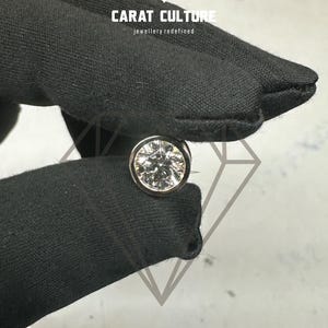 1ct Round Lab-Grown Diamond Pendant | IGI Certified | Bezel Set | 14K Yellow Gold