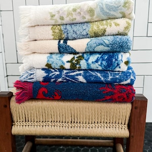 Vintage floral bath towels