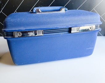 Blue Samsonite train case