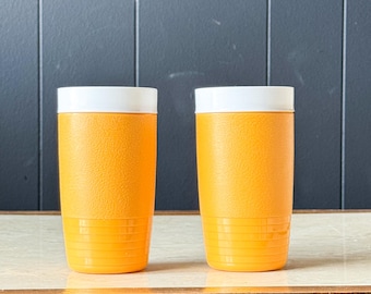Vintage Sun Frost Thermoware plastic cups