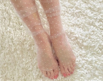 Chaussettes en tulle transparent à pois - Disponibles dans d'autres couleurs