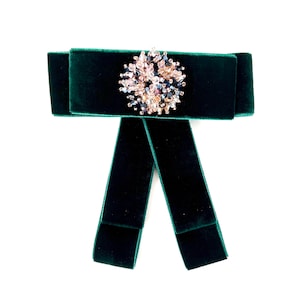 Green Velvet Bow Brooch: Beaded Collar Pin