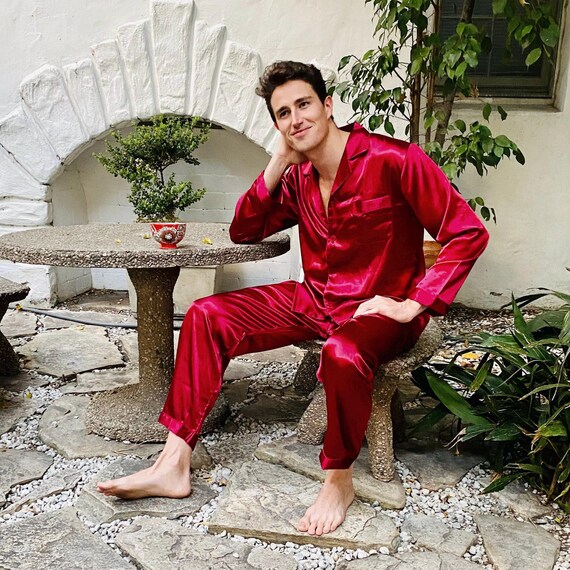 Pyjama Satin Assorti Famille Noël - Haut + Pantalon - Homme, Femme, Enfants - Matière Polyester Doux