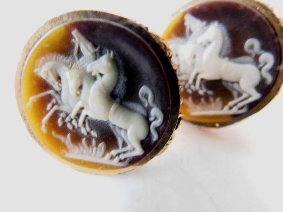 Stunning designer cuff links - image 1