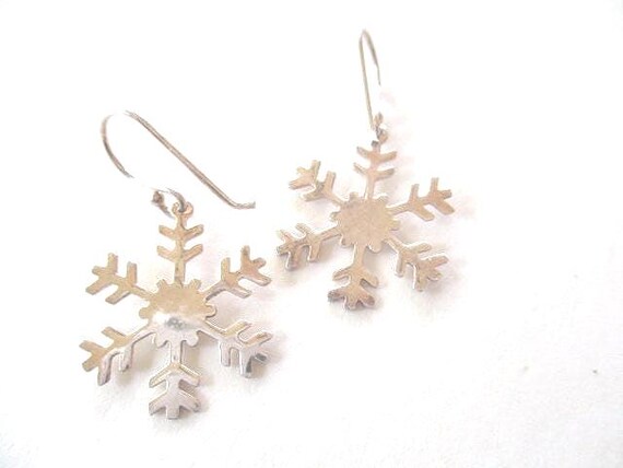 Sterling snowflake earrings - image 1