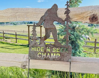 Metal Bigfoot Sasquatch Yard Stake