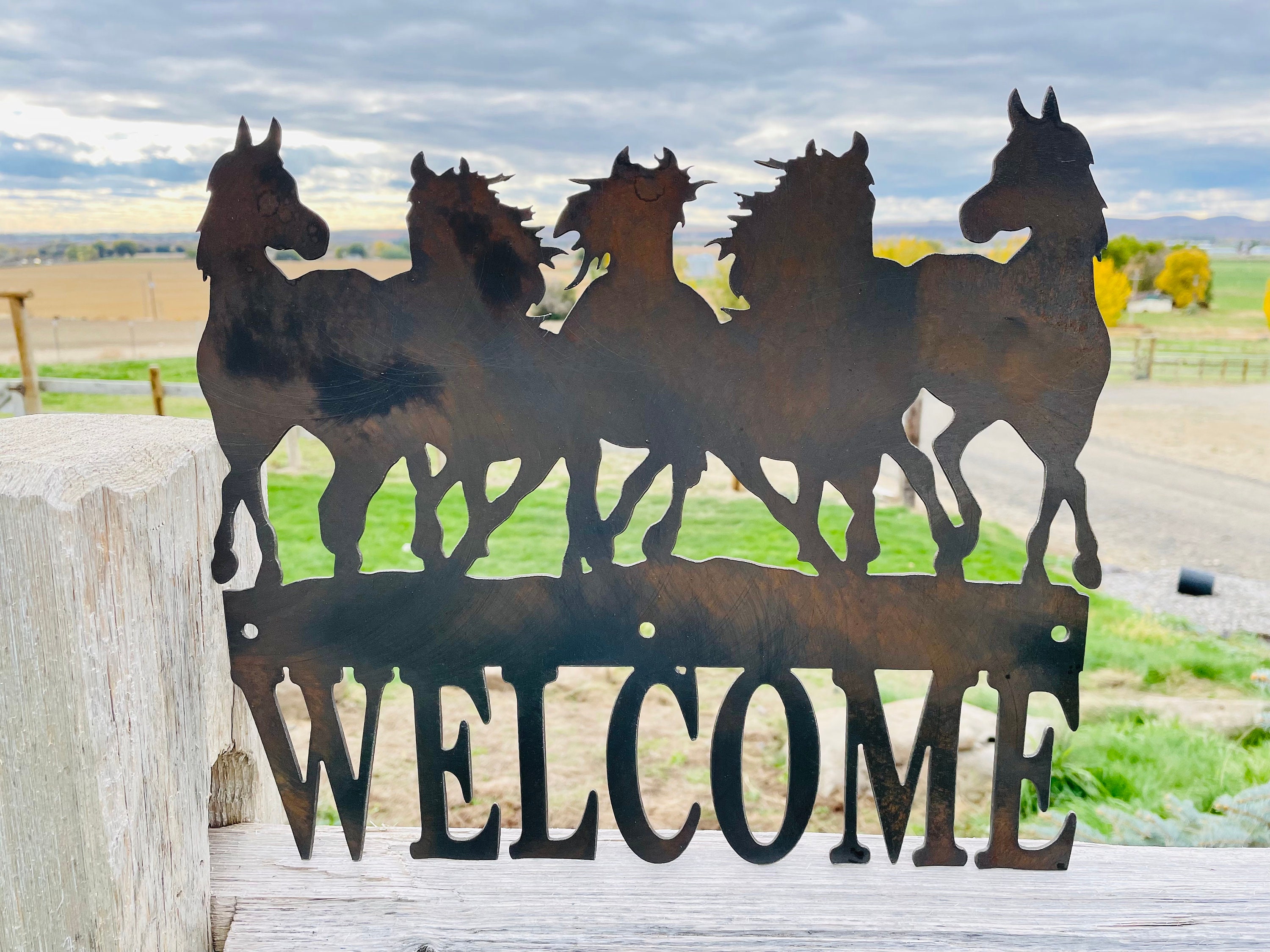5 Running Horses Welcome Sign - Etsy