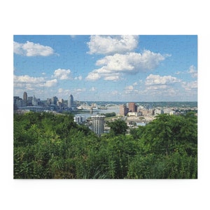 La Crosse Cityscape - Explore Around the World Collection