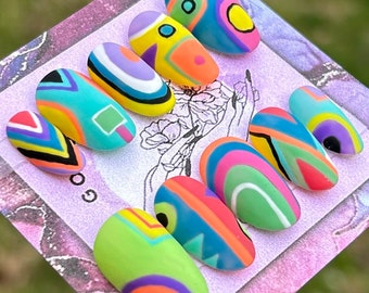 uñas abstractas / arte abstracto / uñas divertidas / uñas geniales / uñas a presión / uñas a presión / uñas a la moda / uñas artísticas / bonitas / geniales / uñas cortas
