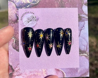 clavos de estrella / clavos de bruja / clavos de estrella de bruja / clavos negros / antiguos / clavos antiguos / presione ons / presione sobre / bruja / estrella / uñas de joya / presione sobre uñas