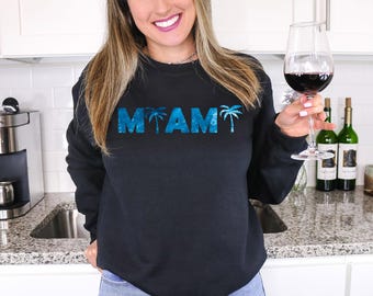 Sweat-shirt à col rond Miami pour femme avec imprimé palmiers bleus, pull noir décontracté tendance, cadeau vacances à la plage, tenue de voyage à Miami