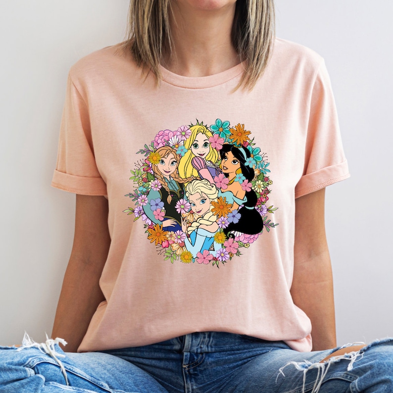 Disney Princesses Floral Shirt,Elsa Anna Jasmine Rapunzel,Disney Girls Trip Shirt,Disney Princesses Girls Vacation Shirt,Disney Friends Tee Bild 2