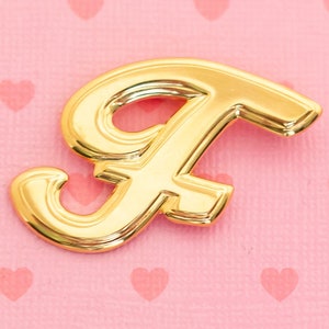 Vintage Stylish Letter F Gold Tone Elegant Broche - X14