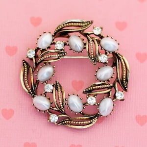 Vintage Faux Pearl Art Nouveau Ring Elven Brooch by Lisner - X11
