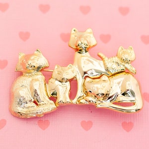 Vintage Adorable House Pets Brooch by TC - X5